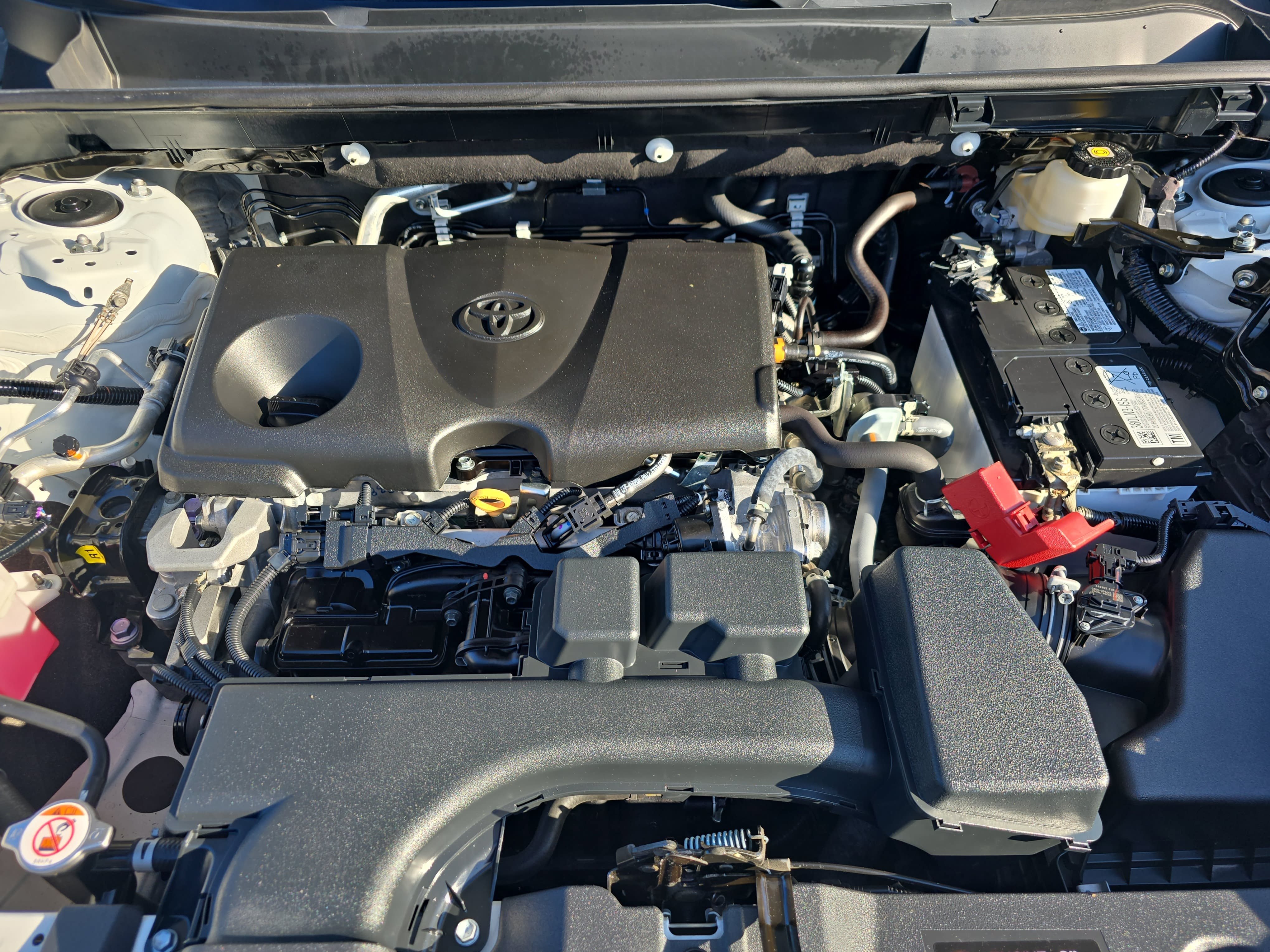 Used 2023 Toyota RAV4 XLE w/ Convenience Package FWD image 31