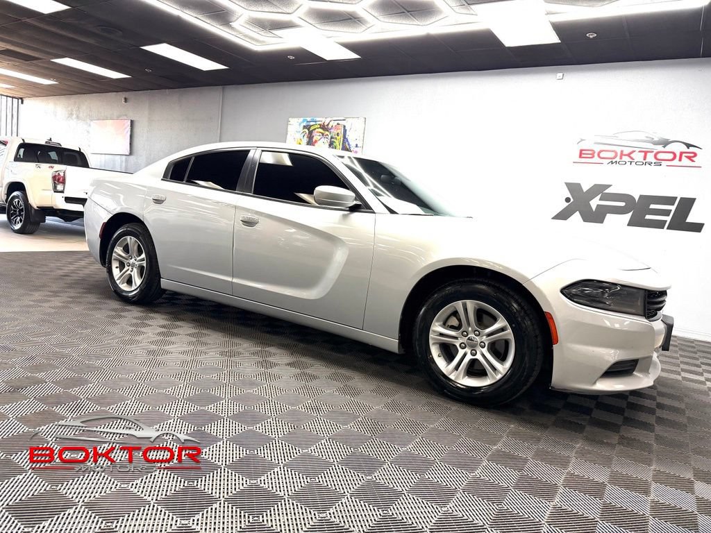 Used 2022 Dodge Charger SXT RWD image 1