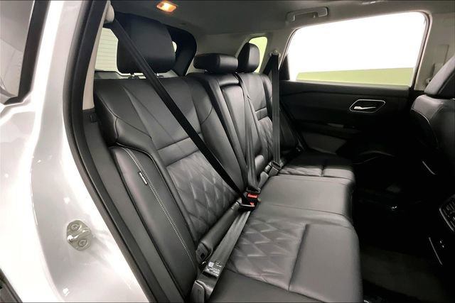 New 2025 Nissan Rogue Platinum image 33