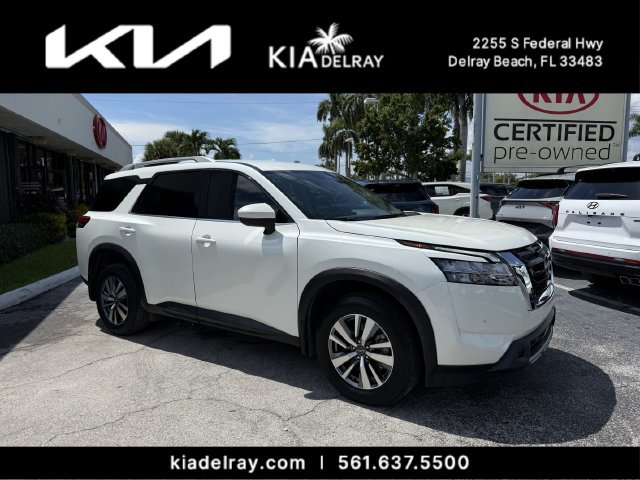 Used 2024 Nissan Pathfinder SL AWD/4WD image 1