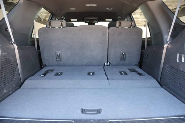 Used 2023 Chevrolet Tahoe LS RWD image 21