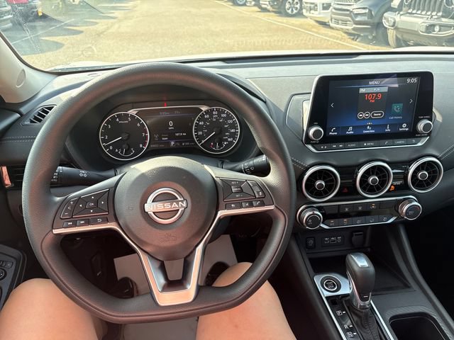 Used 2024 Nissan Sentra SV FWD image 10