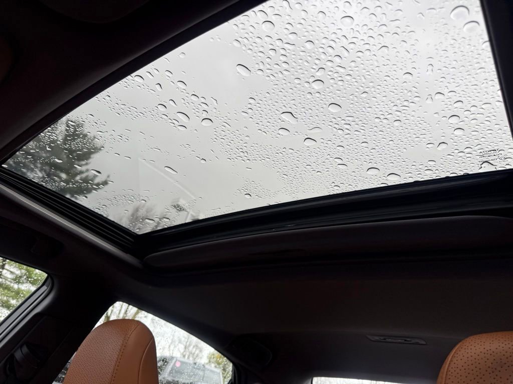 Used 2019 Toyota Avalon Limited w/ Advanced Safety Package image 27