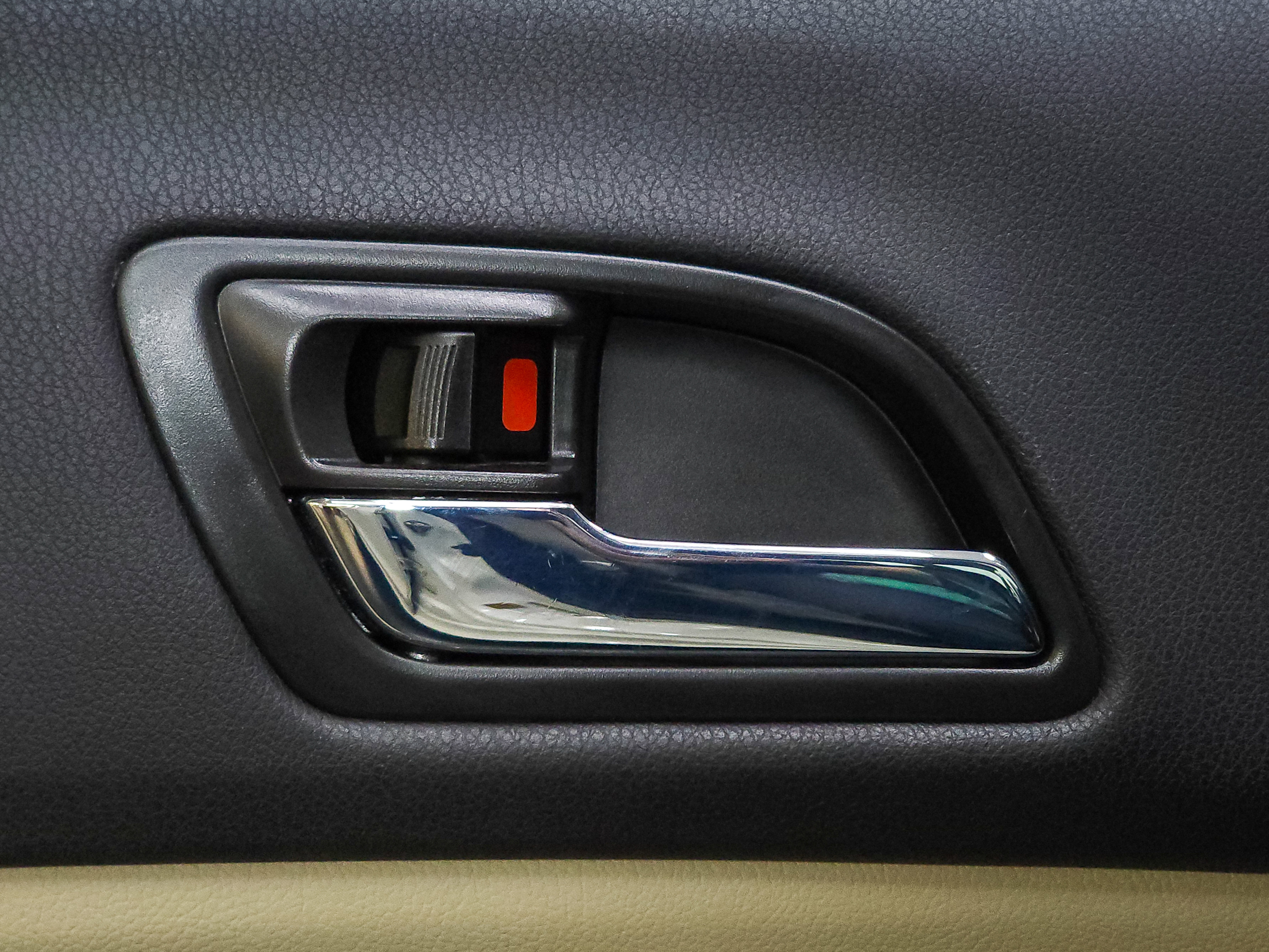 Used 2018 Acura ILX w/ Premium Package image 18