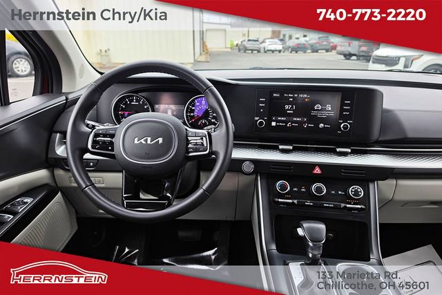 Used 2024 Kia Carnival LX FWD image 6
