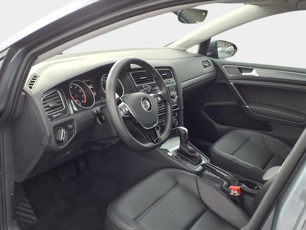 Used 2020 Volkswagen Golf 4-Door image 8