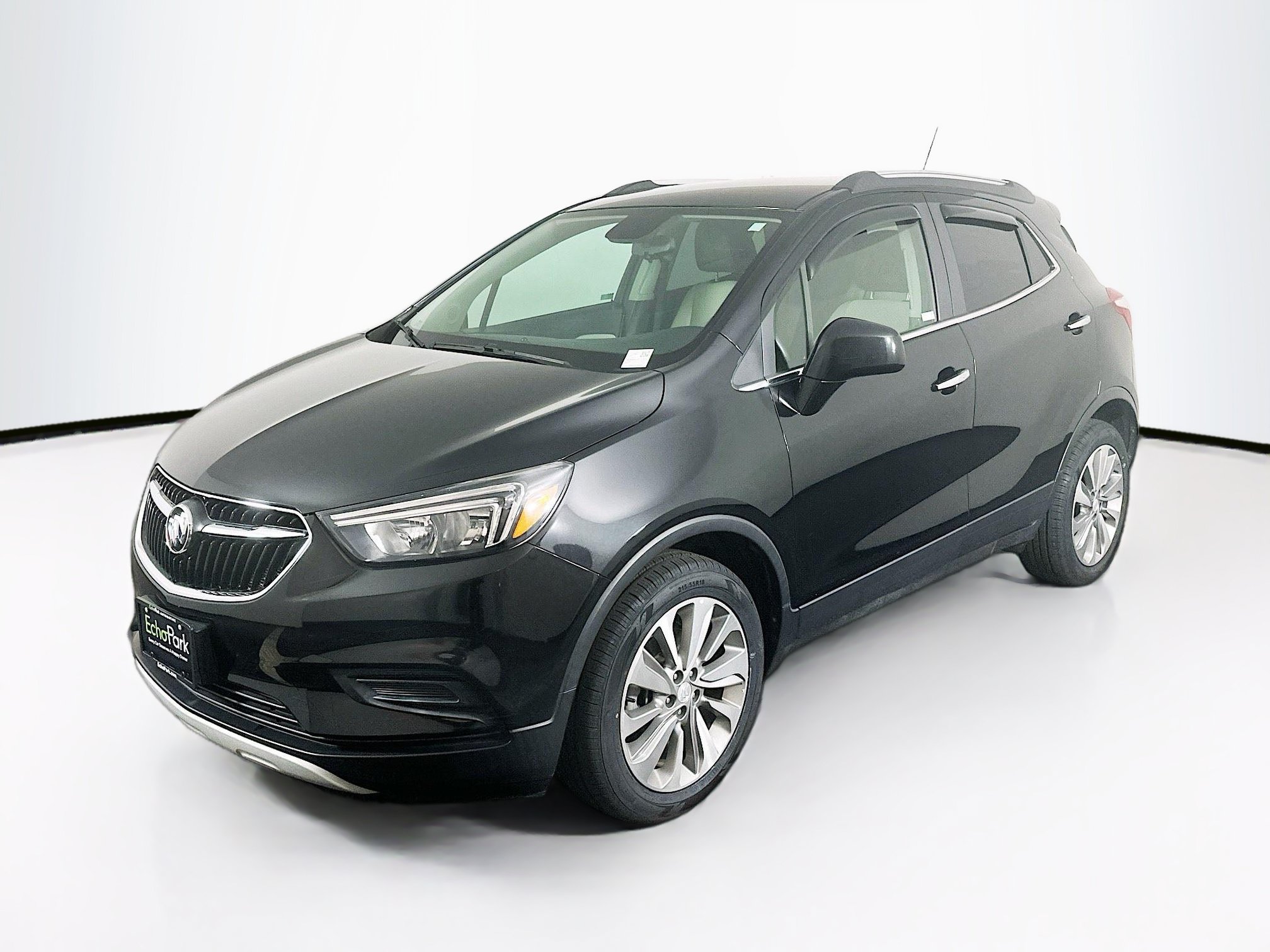 Used 2020 Buick Encore Preferred w/ Safety Package FWD image 3