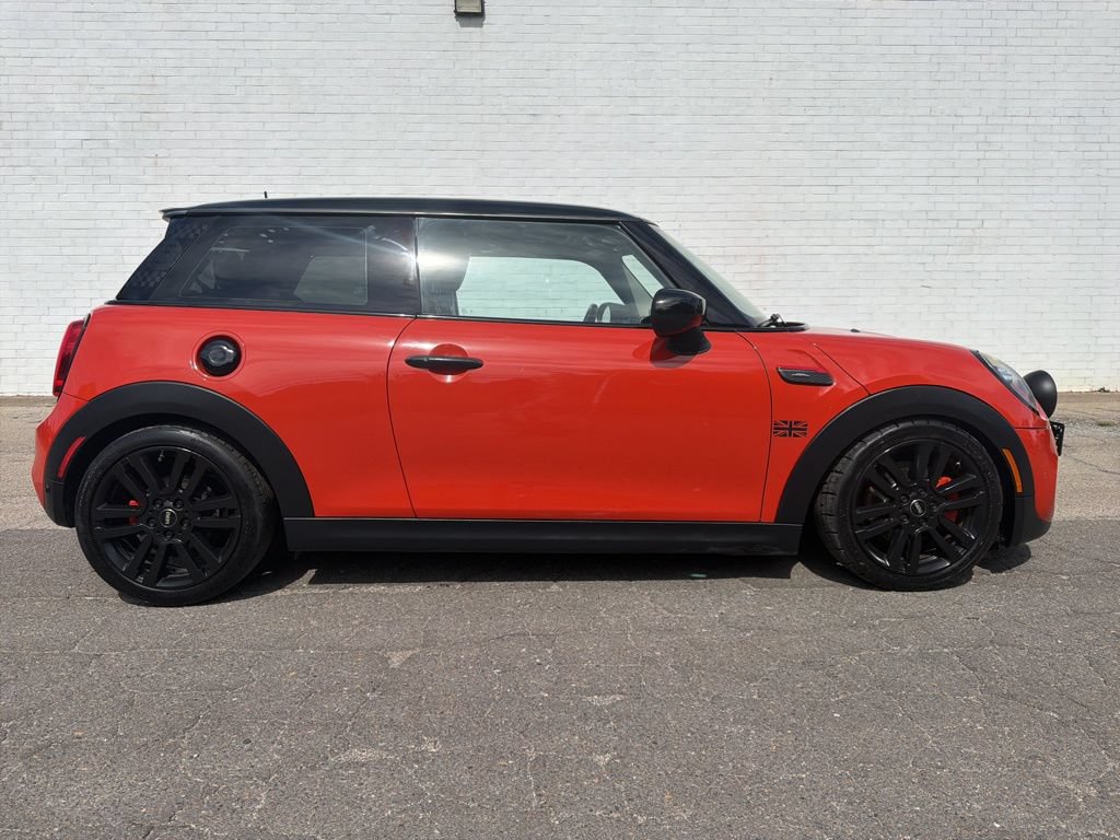 Used 2020 MINI Cooper S 2-Door Hardtop FWD image 1