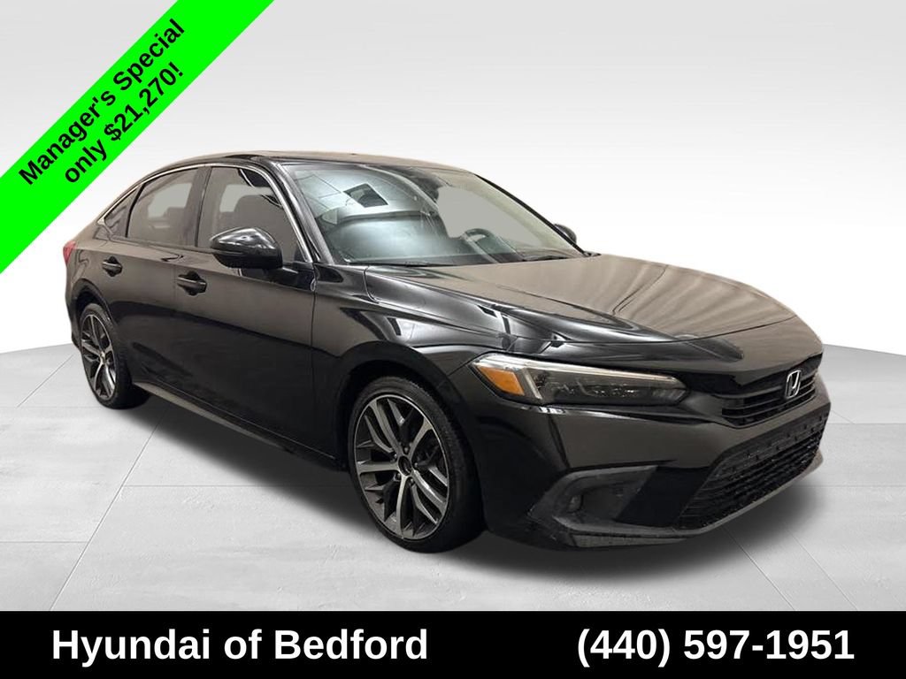 Used 2022 Honda Civic Touring image 3