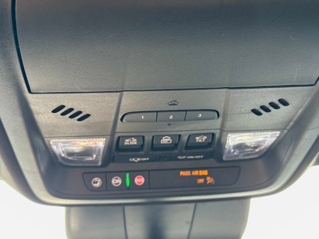 Certified 2024 Cadillac XT4 Sport w/ Technology Package AWD/4WD image 22