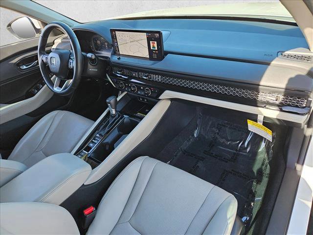 Used 2024 Honda Accord Touring image 19