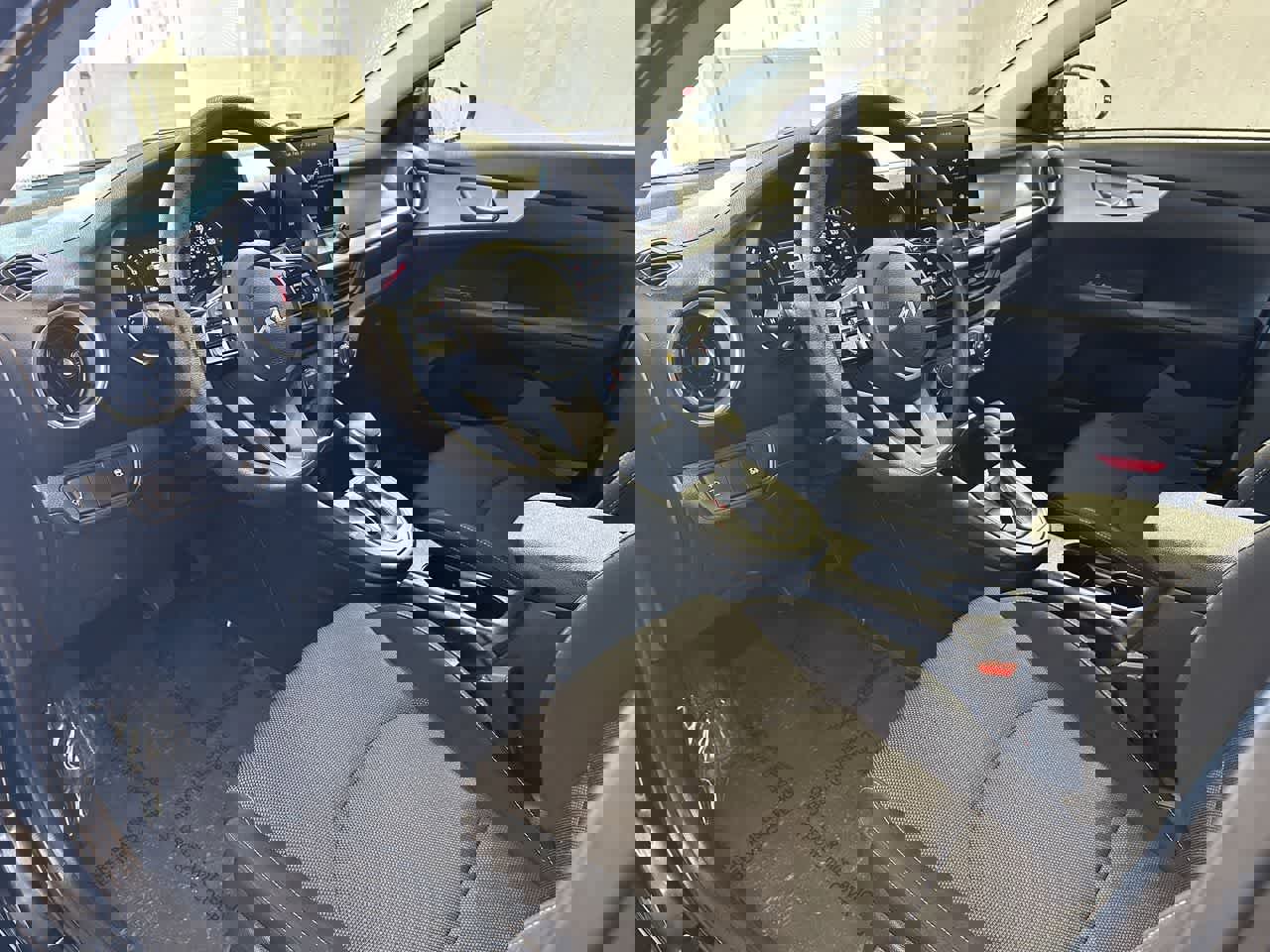 Used 2024 Kia Forte LXS image 7