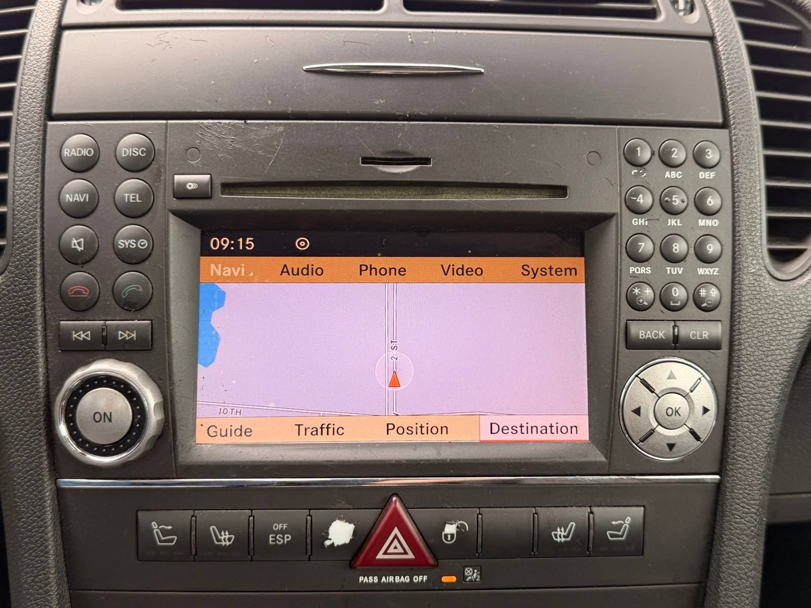 Used 2010 Mercedes-Benz SLK 350 image 2