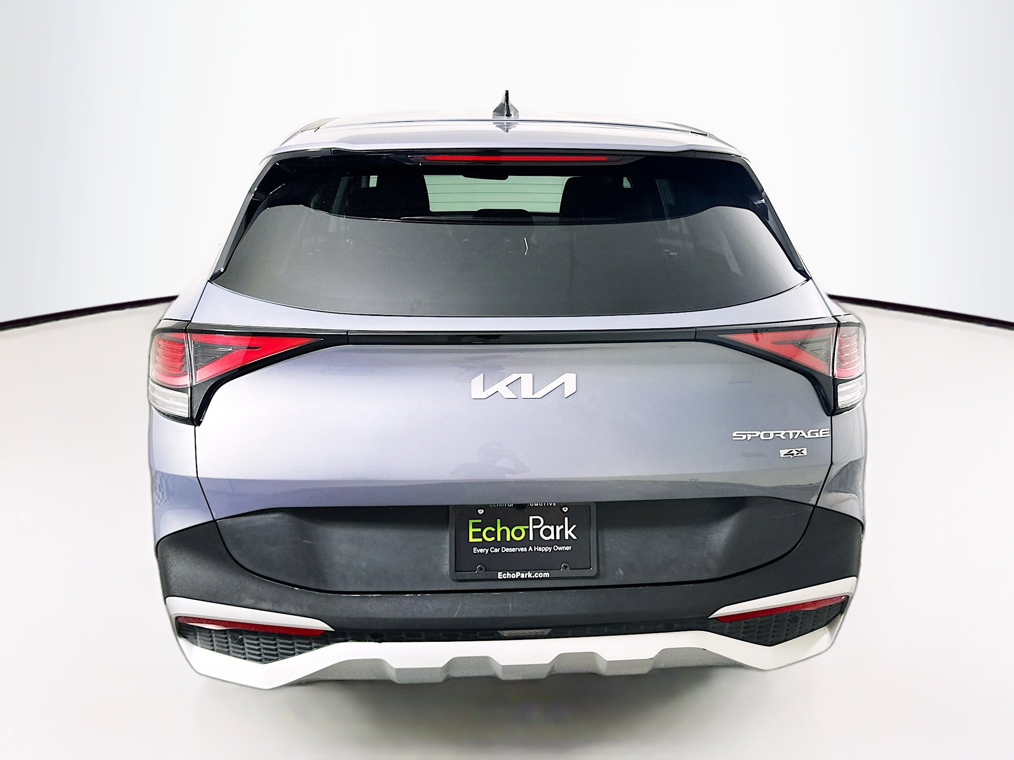 Used 2025 Kia Sportage LX image 7