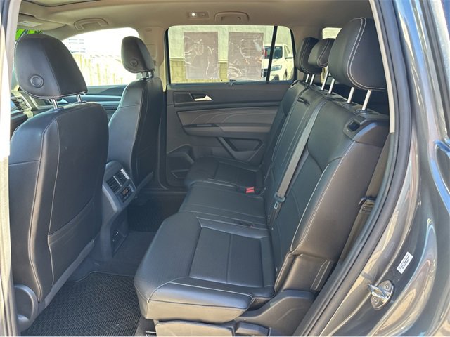 Used 2021 Volkswagen Atlas SEL R-Line image 14