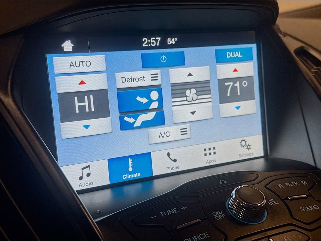 Used 2016 Ford Escape SE w/ SE Leather Comfort Package image 18