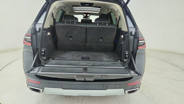 Used 2026 BMW X7 xDrive40i image 14