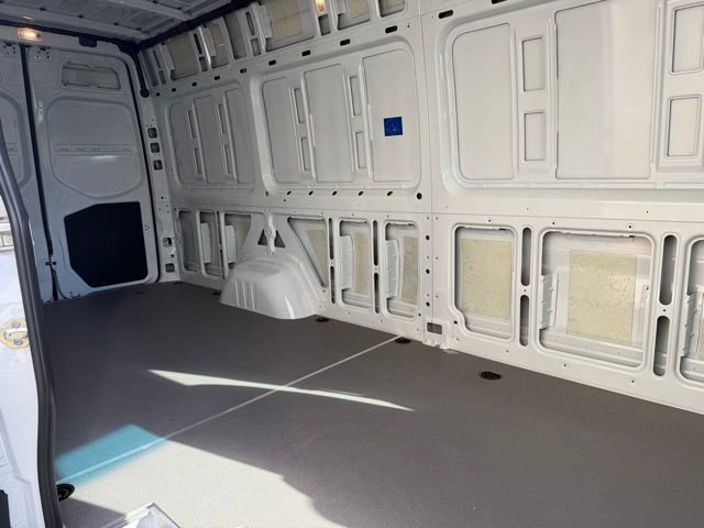 New 2025 Mercedes-Benz Sprinter 2500 image 15