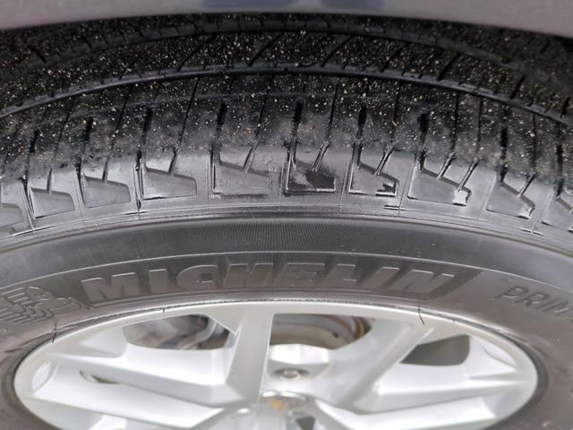 Used 2022 Chevrolet Equinox LS image 11