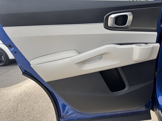 Certified 2022 Kia Sorento S image 9