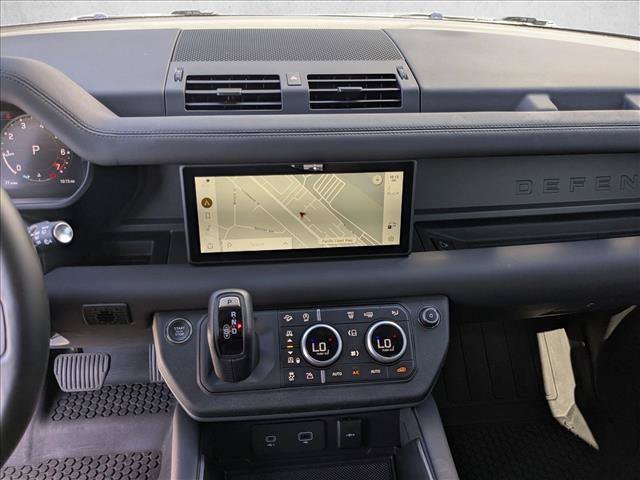 Certified 2024 Land Rover Defender 110 X-Dynamic SE AWD/4WD image 13