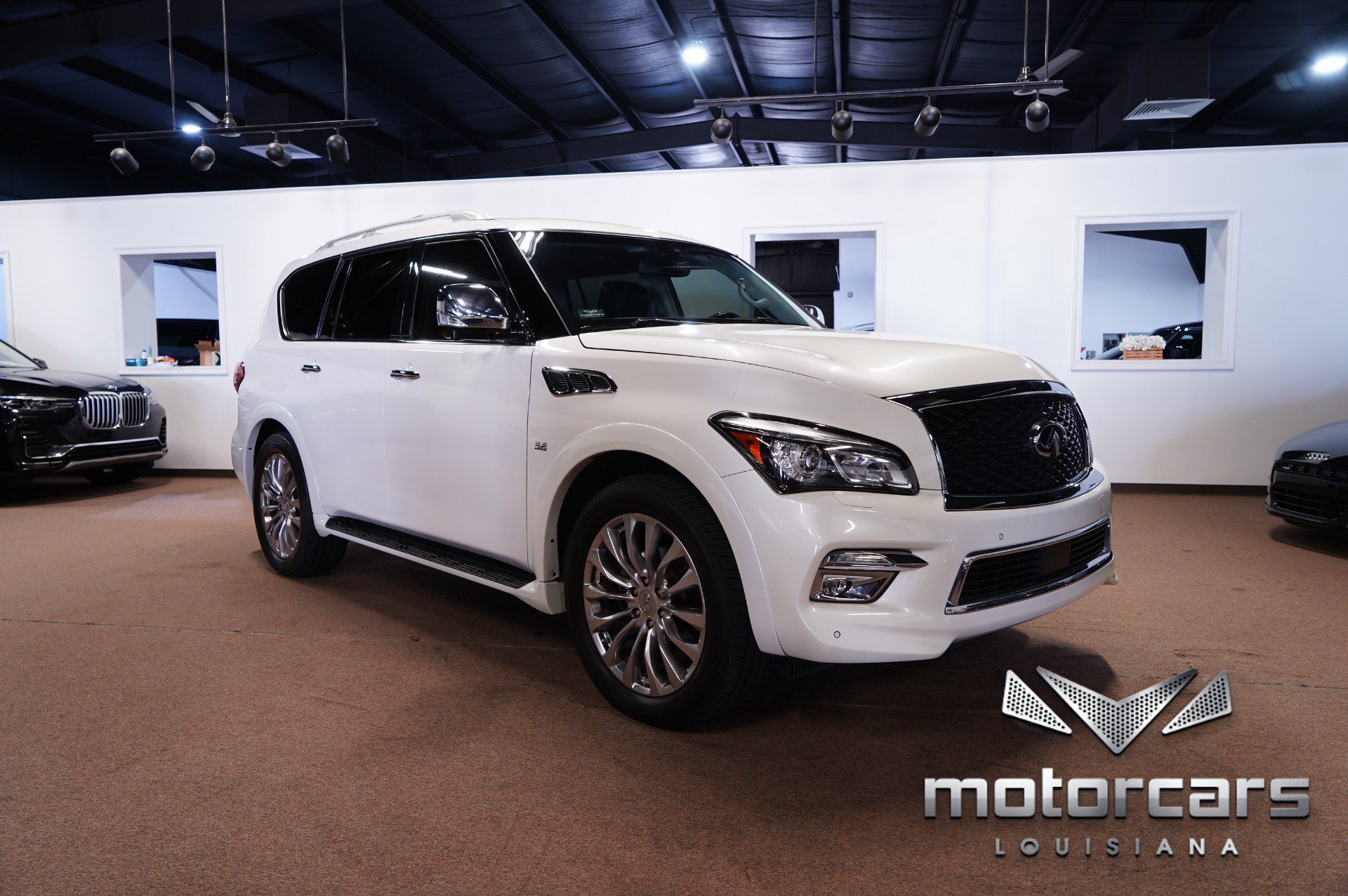 Used 2017 INFINITI QX80 2WD w/ Deluxe Technology Package image 9