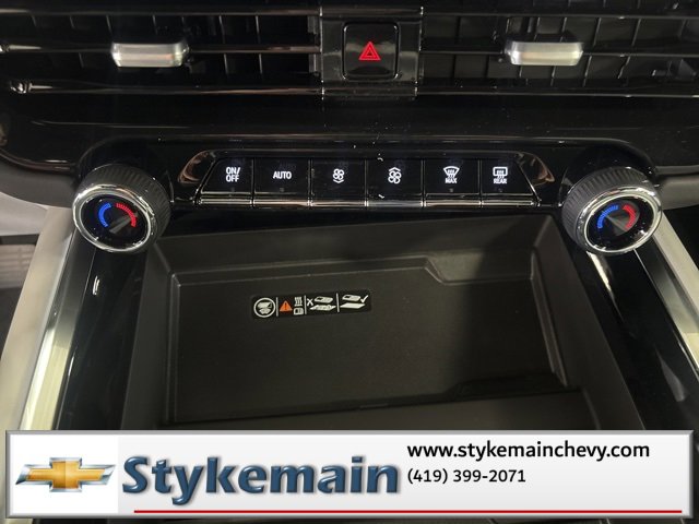 New 2026 Chevrolet Suburban Premier image 30