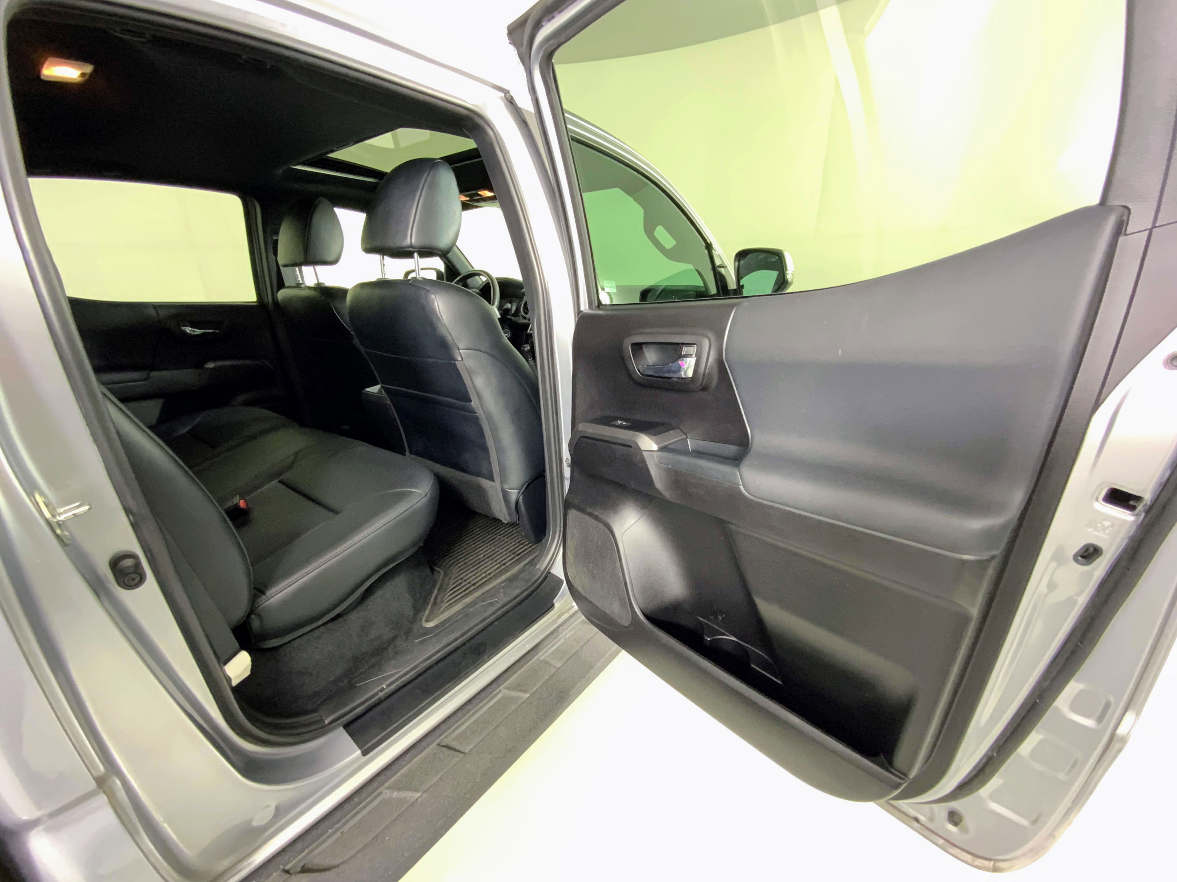 Used 2021 Toyota Tacoma SR image 21