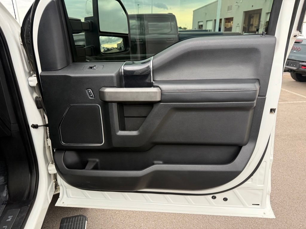 Used 2020 Ford F450 Platinum w/ FX4 Off-Road Package AWD/4WD image 21