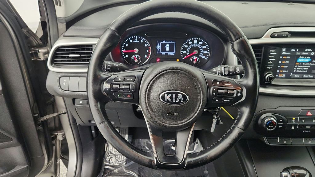 Used 2017 Kia Sorento FWD w/ LX Convenience Package image 32