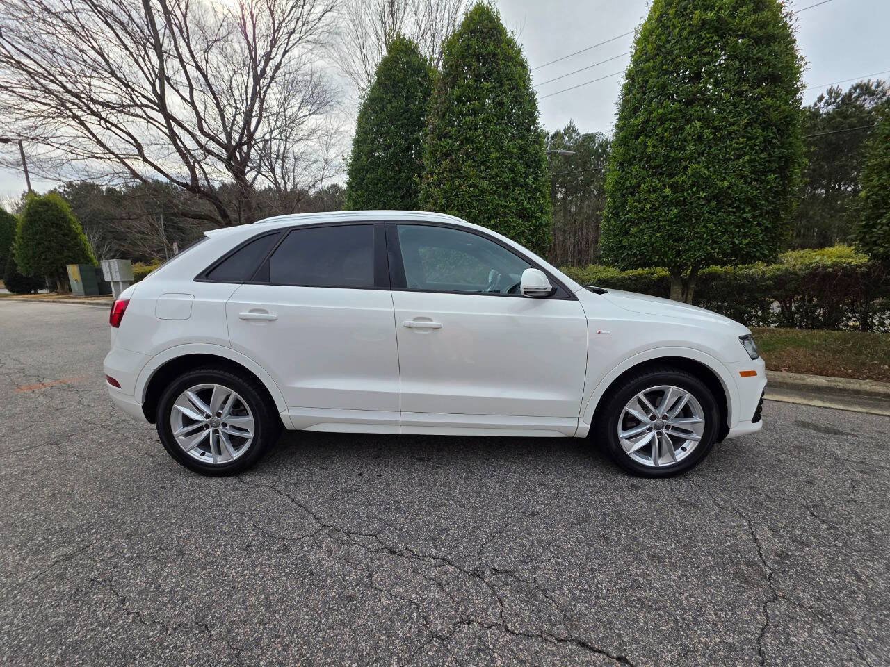 Used 2018 Audi Q3 2.0T Premium w/ Convenience Package FWD image 6