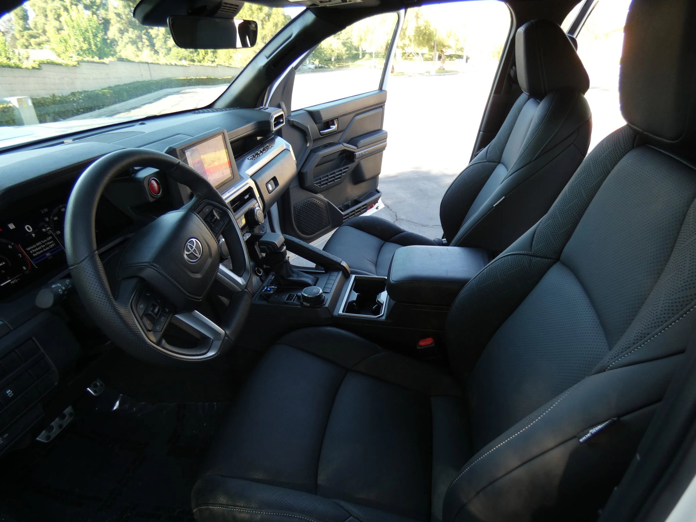 Used 2025 Toyota Tacoma TRD Sport image 58