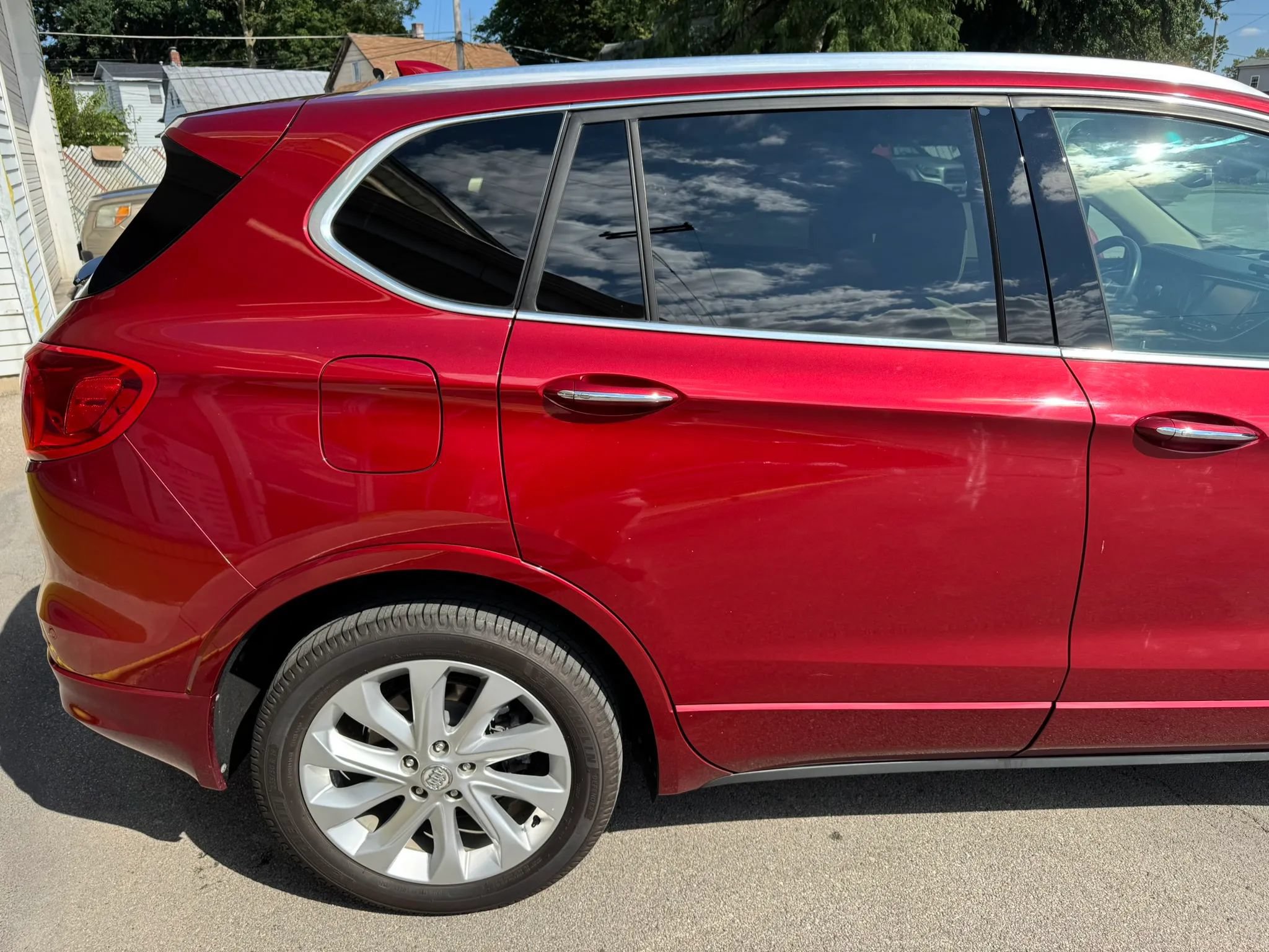 Used 2018 Buick Envision Premium w/ Driver Confidence Package AWD/4WD image 10