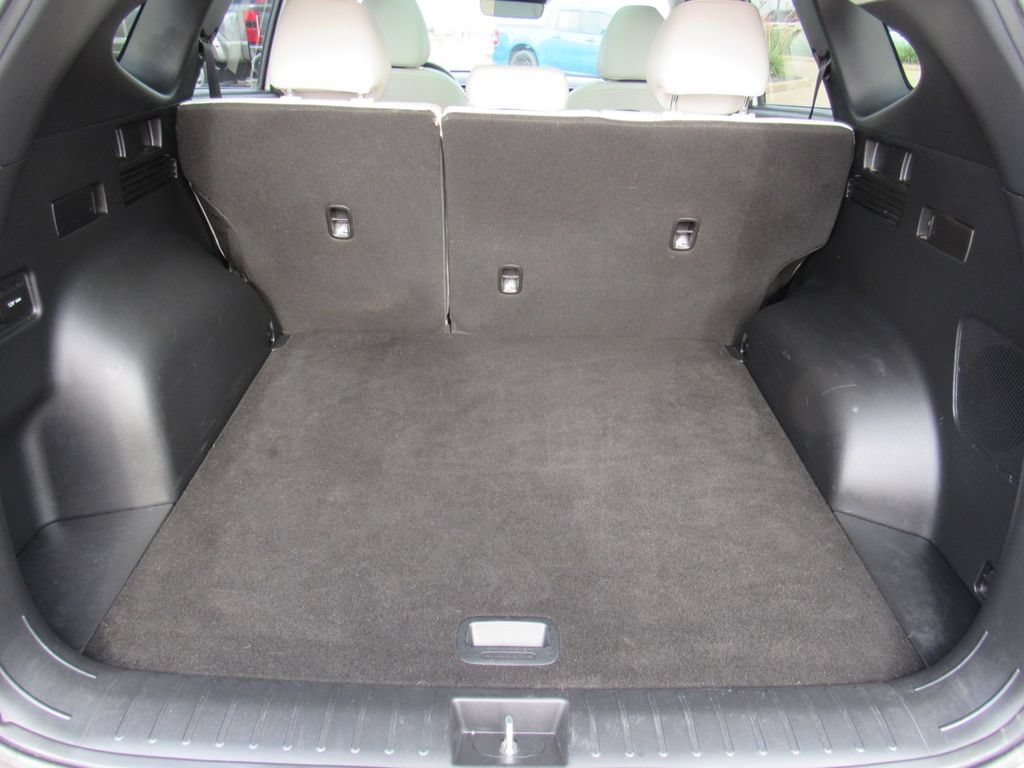 Certified 2022 Hyundai Tucson Limited FWD image 19