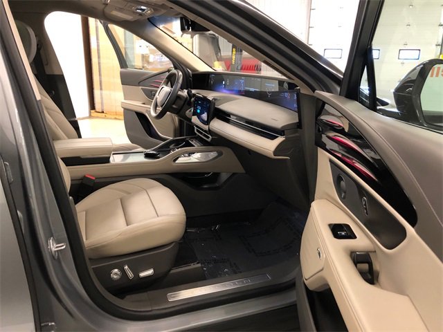 Used 2024 Lincoln Nautilus Premier w/ Equipment Group 102A image 39