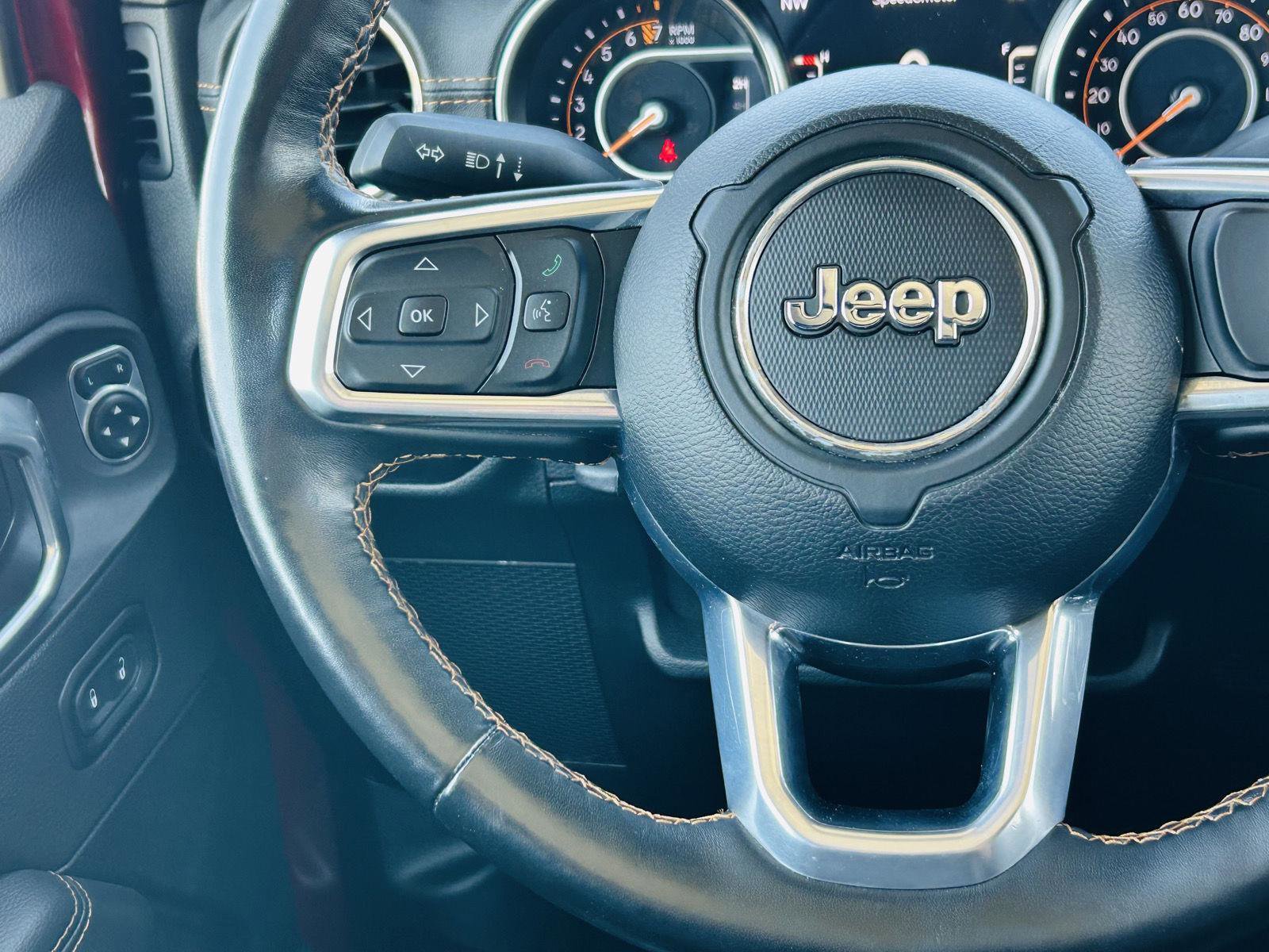 Used 2021 Jeep Gladiator Overland image 15