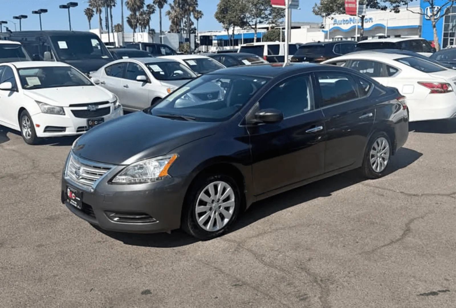 Used 2014 Nissan Sentra S FWD image 2