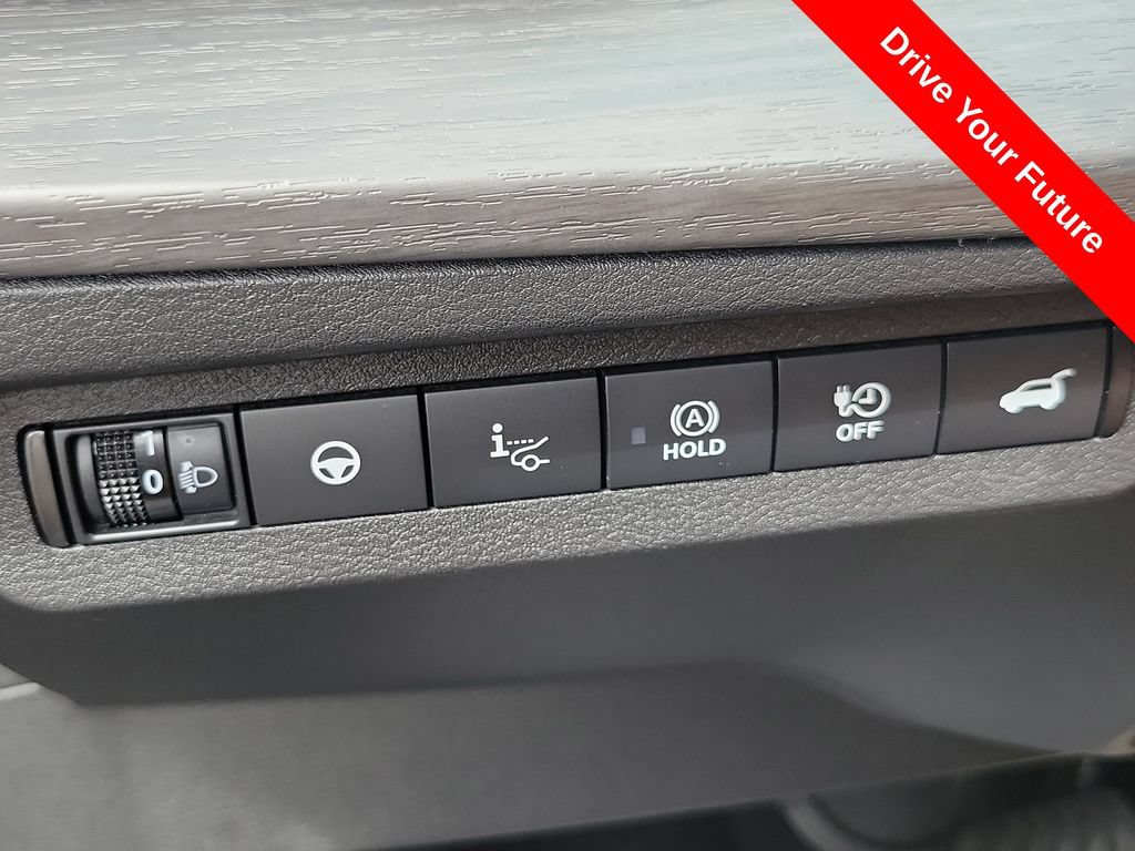 Used 2024 Nissan Ariya FWD image 17