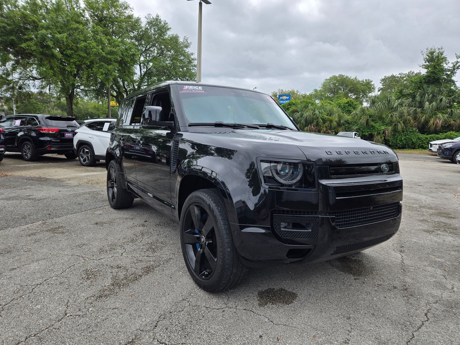 Used 2022 Land Rover Defender 110 V8 AWD/4WD image 7