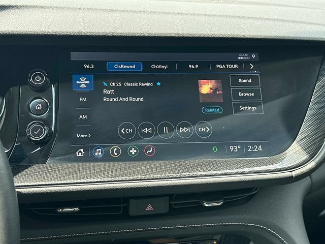 Used 2021 Buick Envision Essence FWD image 29