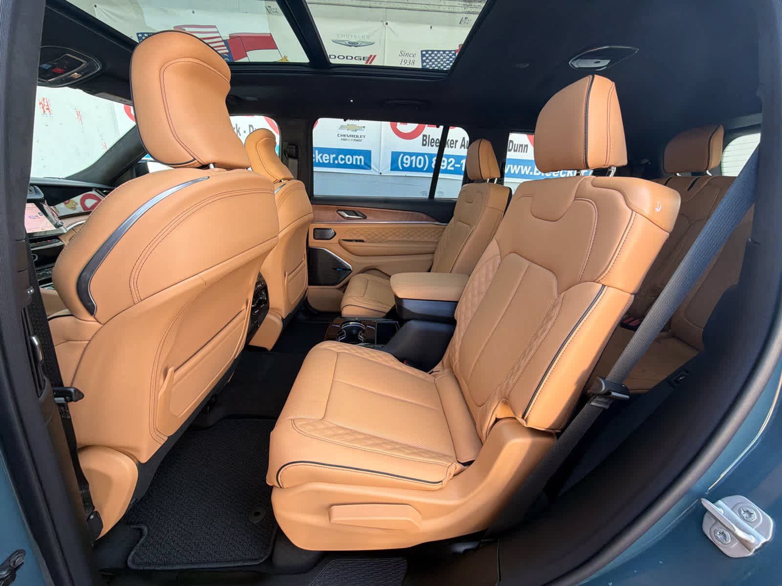 New 2026 Jeep Grand Cherokee L Summit AWD/4WD image 35