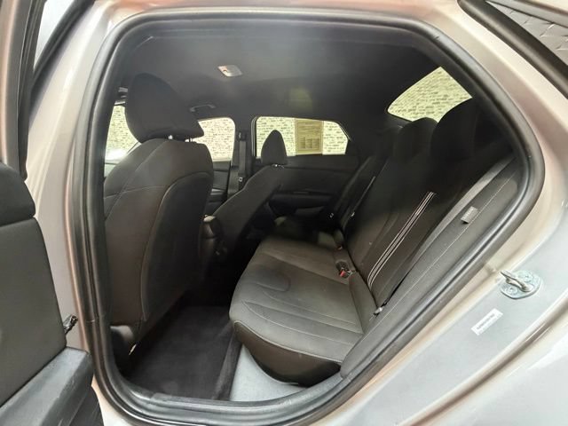 Used 2025 Hyundai Elantra Sport FWD image 12