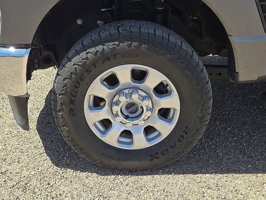 Used 2024 Ford F250 XLT AWD/4WD image 10