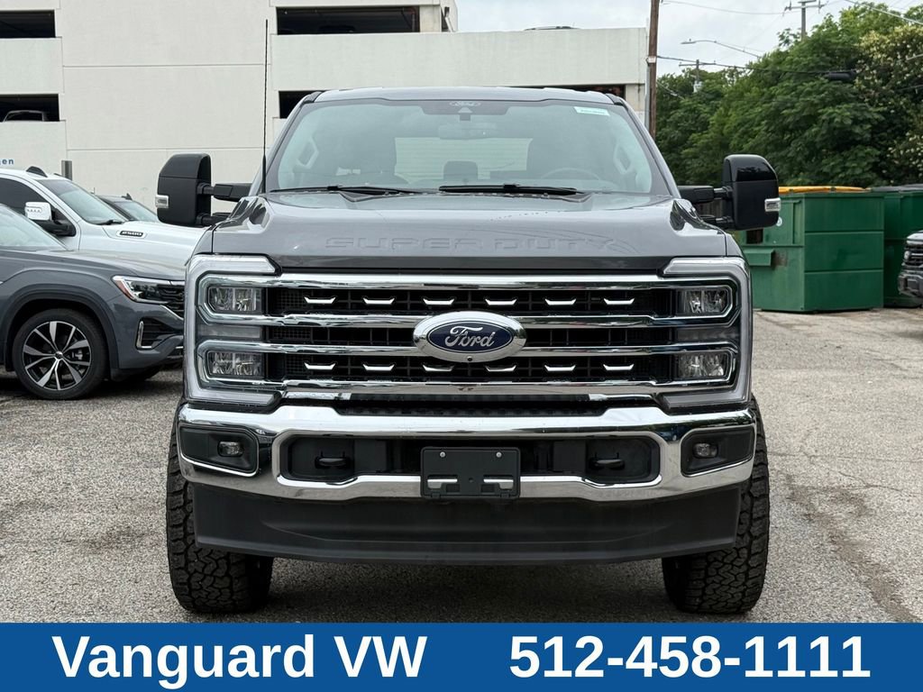 Used 2025 Ford F250 Lariat w/ FX4 Off-Road Package AWD/4WD image 4