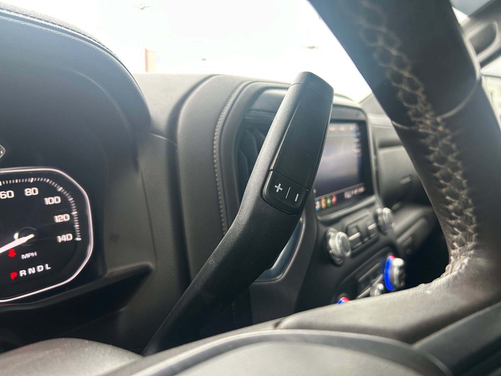 Used 2021 GMC Sierra 3500 Denali w/ Technology Package image 21