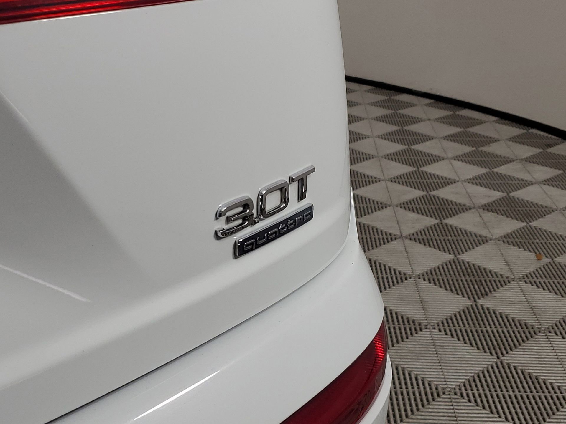 Used 2017 Audi Q7 3.0T Premium Plus image 20