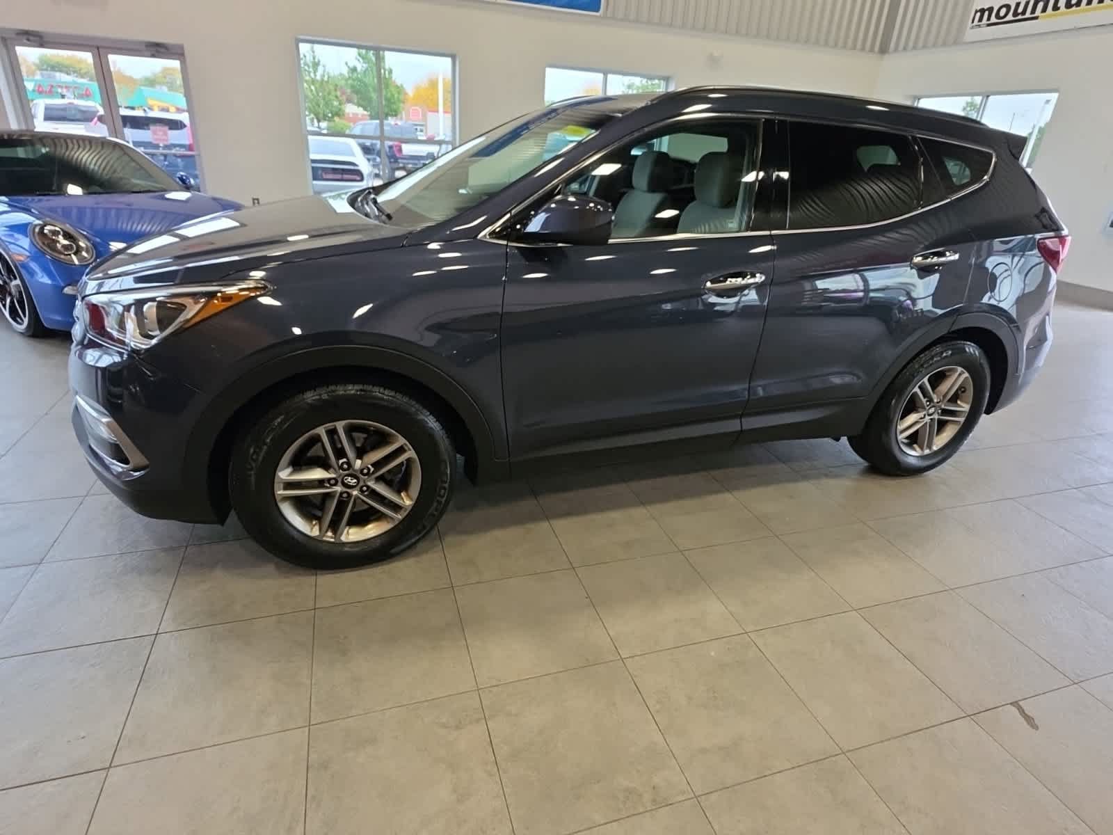 Used 2017 Hyundai Santa Fe Sport AWD/4WD image 13