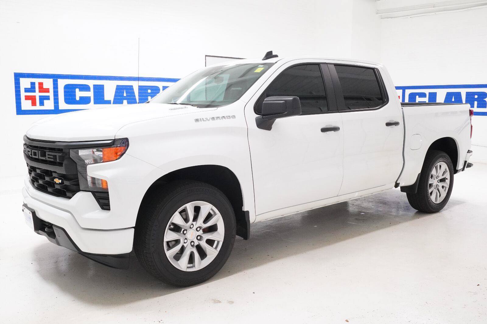 Used 2024 Chevrolet Silverado 1500 Custom RWD image 28