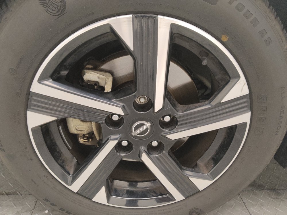 Used 2024 Nissan Sentra SV FWD image 31