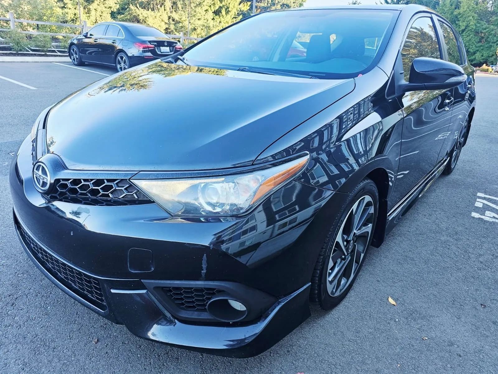 Used 2016 Scion iM image 1